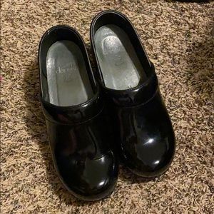 Patent Leather Danskos